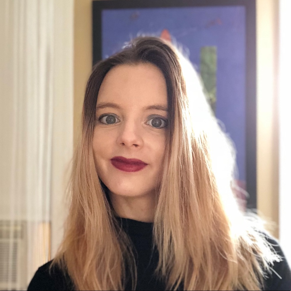 Meet your Posher, Eva